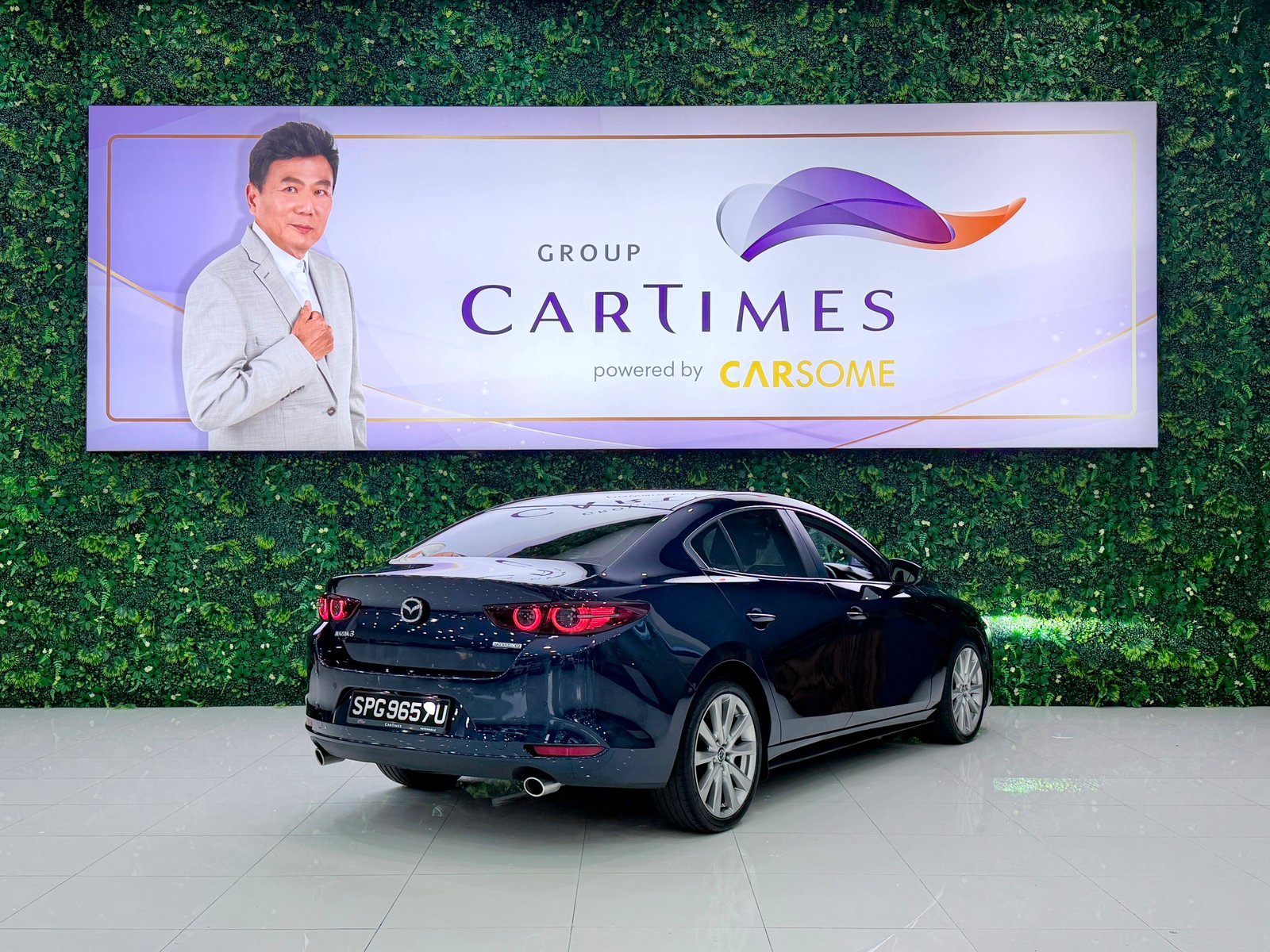Mazda 3 1.5 M Hybrid Elegance photo 2